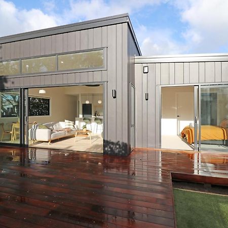 The Mod Box Villa Invercargill Dış mekan fotoğraf