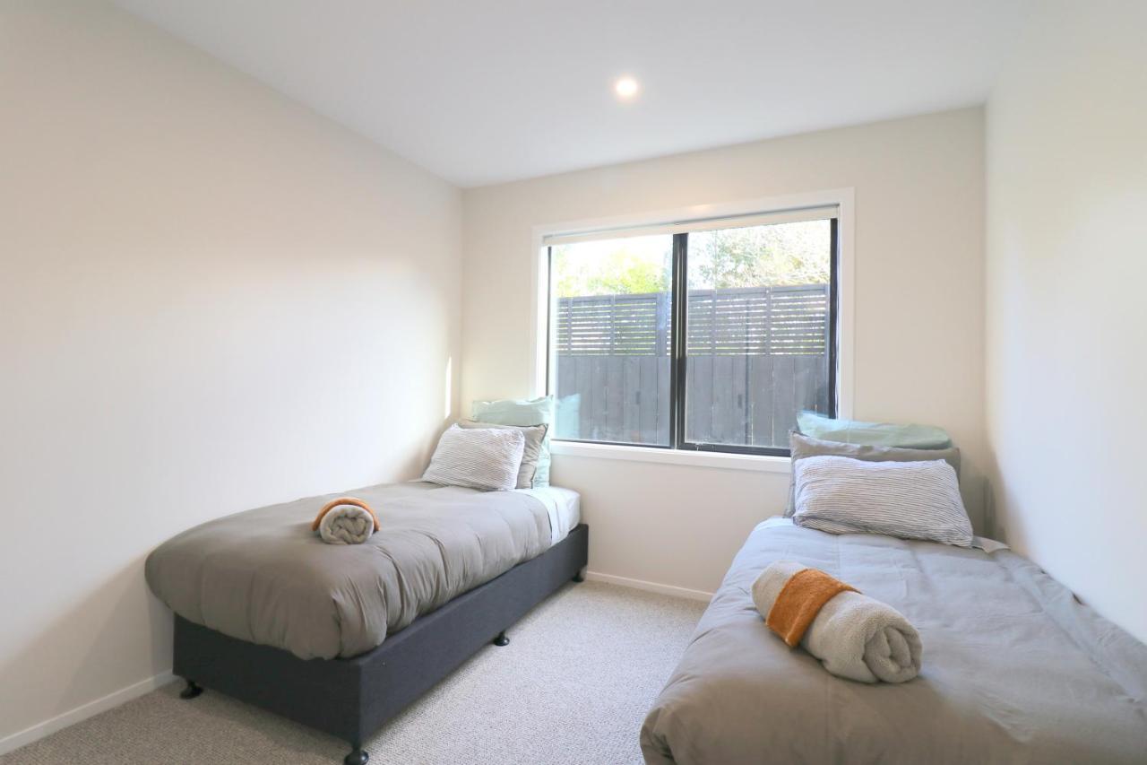The Mod Box Villa Invercargill Dış mekan fotoğraf